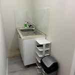 Comfortable In The Center Of Apartmán Tirana